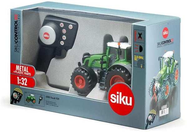 Siku 6880  RC Fendt 939 Tractor 1:32, Includes Remote Control,  Battery Operated